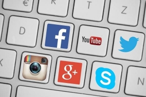मेरे Instagram फ़ोटो में संगीत कैसे जोड़ें