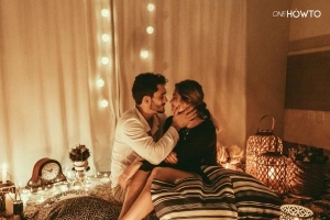 घर पर वेलेंटाइन डे कैसे मनाएं - रोमांटिक तारीख विचार