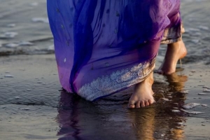 भारत का दौरा करते समय रूढ़िवादी तरीके से कैसे कपड़े पहने