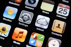 IPhone और iPad पर ऐप्स कैसे छिपाएं?
