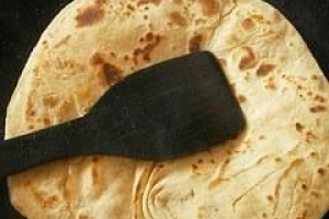 बाजरे की रोटी घर पर कैसे बनाये