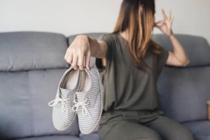 विनेगर से जूतों की बदबू कैसे दूर करें?