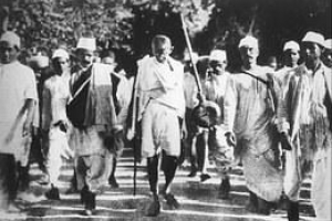 गांधी समुद्र में क्यों चले गए